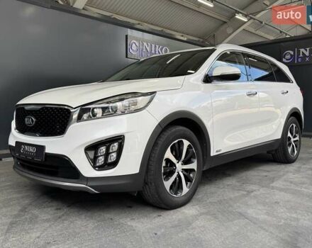 Білий Кіа Соренто, об'ємом двигуна 2 л та пробігом 239 тис. км за 12500 $, фото 3 на Automoto.ua