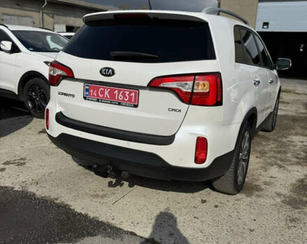 Киа Соренто 2015 в Ивано-Франковске на Automoto.ua Белый Киа Соренто, объемом двигателя 2.2 л и пробегом 169 тыс. км за 19499 $, фото 7 на Automoto.ua