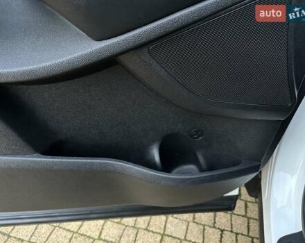 Белый Киа Соренто, объемом двигателя 2.2 л и пробегом 225 тыс. км за 19191 $, фото 93 на Automoto.ua