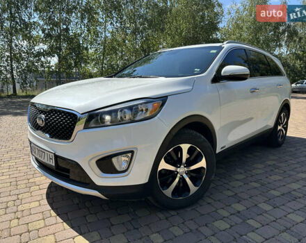 Білий Кіа Соренто, об'ємом двигуна 2 л та пробігом 119 тис. км за 16700 $, фото 3 на Automoto.ua