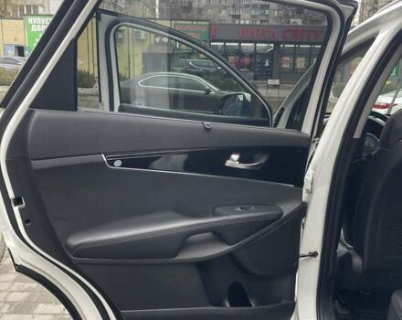 Белый Киа Соренто, объемом двигателя 2.2 л и пробегом 89 тыс. км за 22000 $, фото 9 на Automoto.ua