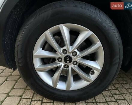 Белый Киа Соренто, объемом двигателя 2.2 л и пробегом 225 тыс. км за 19191 $, фото 182 на Automoto.ua