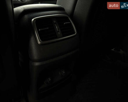 Білий Кіа Соренто, об'ємом двигуна 2.2 л та пробігом 135 тис. км за 24000 $, фото 54 на Automoto.ua