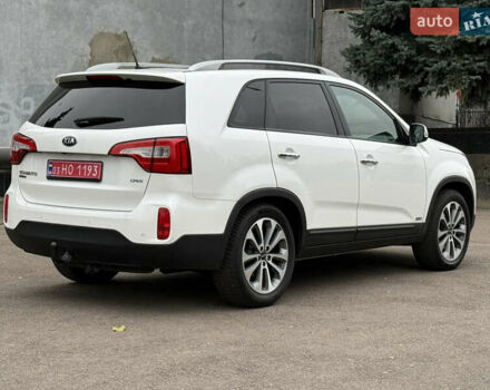 Білий Кіа Соренто, об'ємом двигуна 2.2 л та пробігом 175 тис. км за 16999 $, фото 7 на Automoto.ua