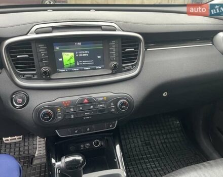 Белый Киа Соренто, объемом двигателя 2.2 л и пробегом 89 тыс. км за 22000 $, фото 17 на Automoto.ua