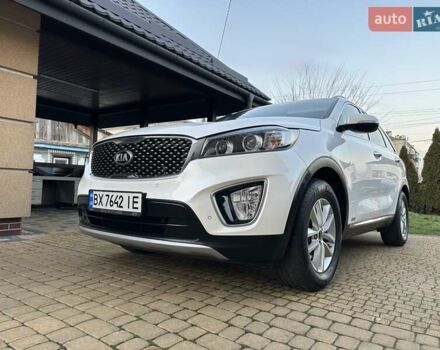 Белый Киа Соренто, объемом двигателя 2.2 л и пробегом 225 тыс. км за 19191 $, фото 4 на Automoto.ua