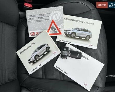 Кіа Соренто 2015 у Луцьку на Automoto.ua Білий Кіа Соренто, об'ємом двигуна 2.2 л та пробігом 150 тис. км за 23500 $, фото 121 на Automoto.ua
