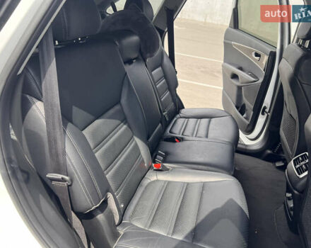 Білий Кіа Соренто, об'ємом двигуна 3.34 л та пробігом 135 тис. км за 14900 $, фото 7 на Automoto.ua