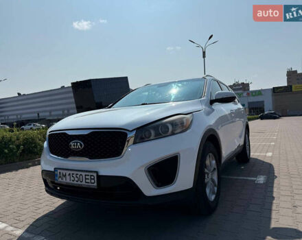 Белый Киа Соренто, объемом двигателя 2.35 л и пробегом 160 тыс. км за 14200 $, фото 1 на Automoto.ua
