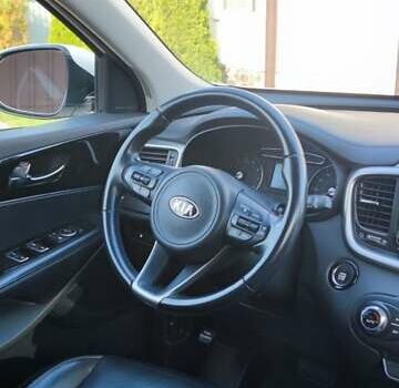 Білий Кіа Соренто, об'ємом двигуна 2.4 л та пробігом 126 тис. км за 17900 $, фото 19 на Automoto.ua