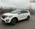 Білий Кіа Соренто, об'ємом двигуна 2 л та пробігом 246 тис. км за 18500 $, фото 3 на Automoto.ua