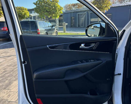 Белый Киа Соренто, объемом двигателя 2.2 л и пробегом 206 тыс. км за 22500 $, фото 11 на Automoto.ua