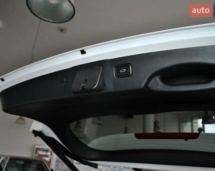 Белый Киа Соренто, объемом двигателя 2.2 л и пробегом 139 тыс. км за 23900 $, фото 44 на Automoto.ua