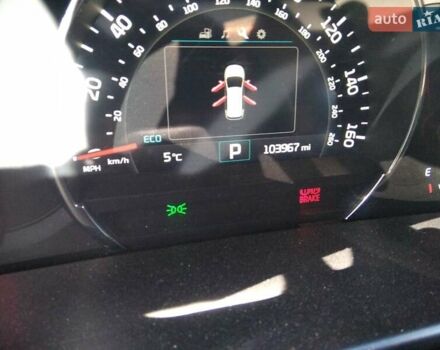 Білий Кіа Соренто, об'ємом двигуна 3.34 л та пробігом 166 тис. км за 18000 $, фото 7 на Automoto.ua