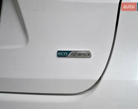 Белый Киа Соренто, объемом двигателя 2.2 л и пробегом 139 тыс. км за 23900 $, фото 19 на Automoto.ua