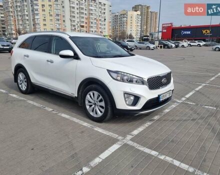 Белый Киа Соренто, объемом двигателя 2.2 л и пробегом 145 тыс. км за 25000 $, фото 7 на Automoto.ua