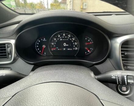 Белый Киа Соренто, объемом двигателя 0 л и пробегом 60 тыс. км за 22000 $, фото 7 на Automoto.ua