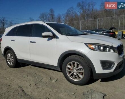 Белый Киа Соренто, объемом двигателя 2.4 л и пробегом 142 тыс. км за 2100 $, фото 3 на Automoto.ua