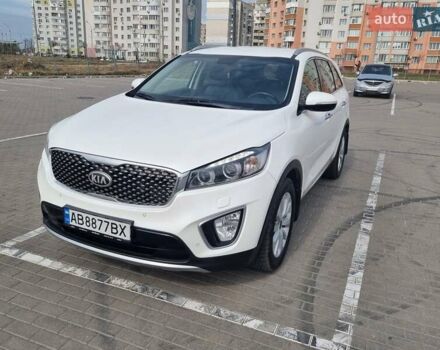 Белый Киа Соренто, объемом двигателя 2.2 л и пробегом 145 тыс. км за 25000 $, фото 4 на Automoto.ua