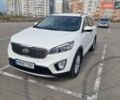 Белый Киа Соренто, объемом двигателя 2.2 л и пробегом 145 тыс. км за 25000 $, фото 4 на Automoto.ua