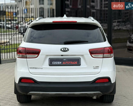 Белый Киа Соренто, объемом двигателя 2 л и пробегом 246 тыс. км за 17300 $, фото 5 на Automoto.ua