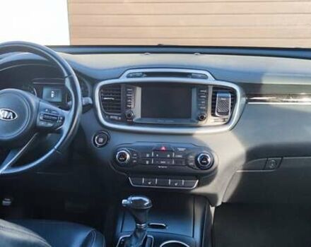 Білий Кіа Соренто, об'ємом двигуна 2.4 л та пробігом 126 тис. км за 17900 $, фото 16 на Automoto.ua