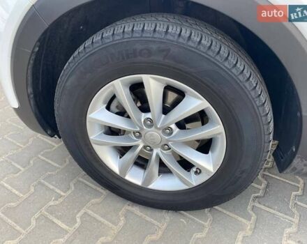 Белый Киа Соренто, объемом двигателя 2.36 л и пробегом 165 тыс. км за 16300 $, фото 4 на Automoto.ua