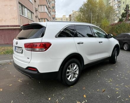 Білий Кіа Соренто, об'ємом двигуна 2.4 л та пробігом 118 тис. км за 16700 $, фото 7 на Automoto.ua