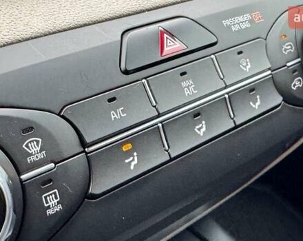 Белый Киа Соренто, объемом двигателя 3.3 л и пробегом 133 тыс. км за 15246 $, фото 19 на Automoto.ua