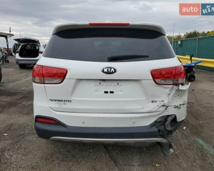Киа Соренто 2016 в Львове на Automoto.ua Белый Киа Соренто, объемом двигателя 3.3 л и пробегом 102 тыс. км за 2400 $, фото 5 на Automoto.ua