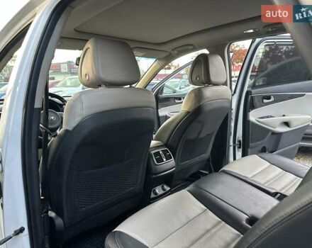 Білий Кіа Соренто, об'ємом двигуна 2.2 л та пробігом 205 тис. км за 22999 $, фото 20 на Automoto.ua