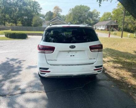 Белый Киа Соренто, объемом двигателя 3.3 л и пробегом 62 тыс. км за 4300 $, фото 3 на Automoto.ua