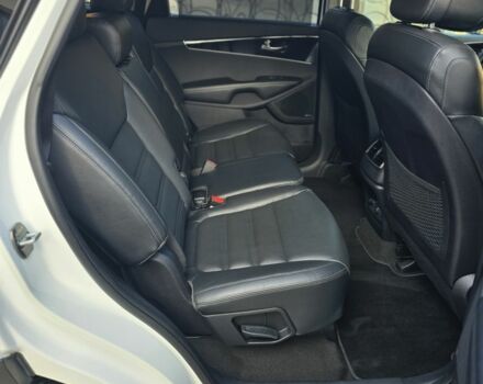 Белый Киа Соренто, объемом двигателя 0 л и пробегом 183 тыс. км за 23719 $, фото 10 на Automoto.ua