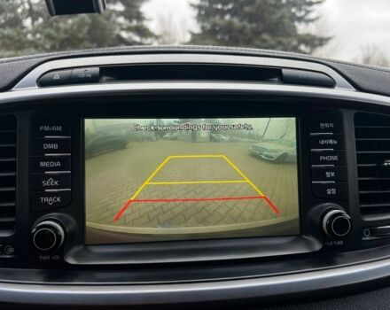 Білий Кіа Соренто, об'ємом двигуна 2 л та пробігом 245 тис. км за 18500 $, фото 10 на Automoto.ua