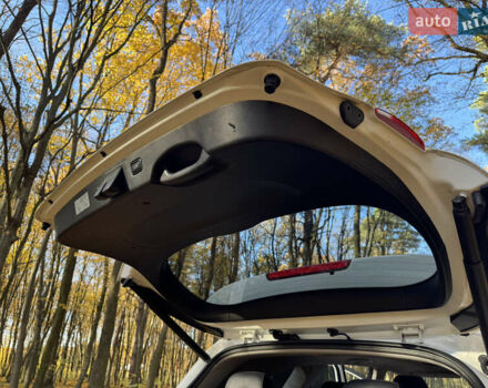 Белый Киа Соренто, объемом двигателя 2.2 л и пробегом 183 тыс. км за 23600 $, фото 83 на Automoto.ua