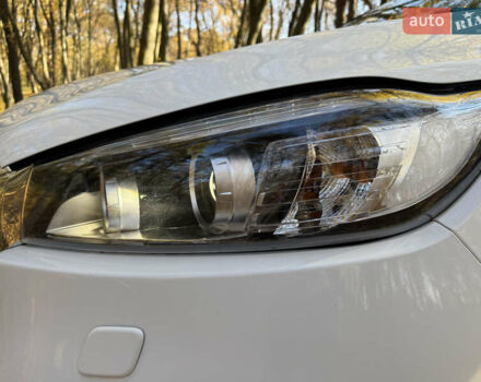 Белый Киа Соренто, объемом двигателя 2.2 л и пробегом 183 тыс. км за 23600 $, фото 19 на Automoto.ua