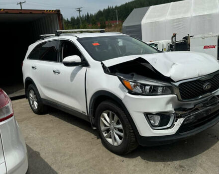 Киа Соренто 2016 в Киеве на Automoto.ua Белый Киа Соренто, объемом двигателя 2.36 л и пробегом 118 тыс. км за 16700 $, фото 22 на Automoto.ua