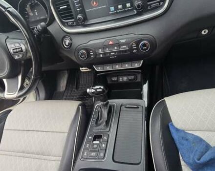 Білий Кіа Соренто, об'ємом двигуна 2.2 л та пробігом 126 тис. км за 23600 $, фото 29 на Automoto.ua