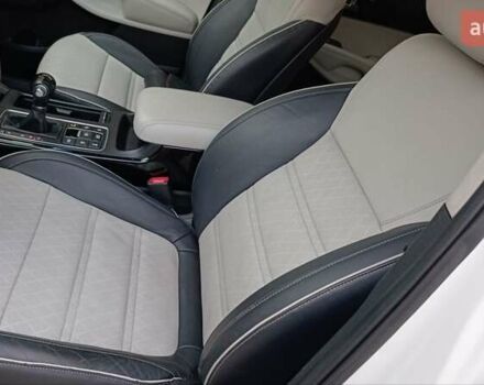 Белый Киа Соренто, объемом двигателя 2.2 л и пробегом 213 тыс. км за 21999 $, фото 40 на Automoto.ua