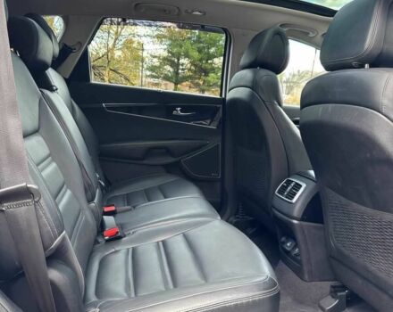 Білий Кіа Соренто, об'ємом двигуна 3.3 л та пробігом 75 тис. км за 6000 $, фото 12 на Automoto.ua