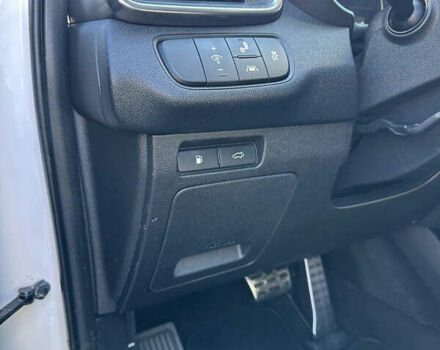 Белый Киа Соренто, объемом двигателя 2.2 л и пробегом 206 тыс. км за 22500 $, фото 27 на Automoto.ua