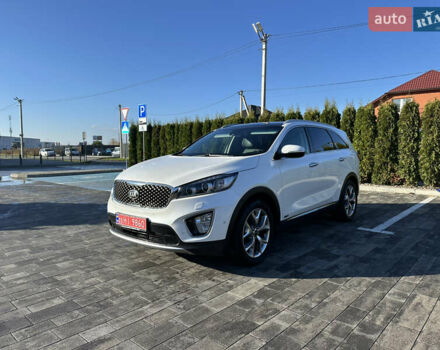 Белый Киа Соренто, объемом двигателя 2.2 л и пробегом 206 тыс. км за 22500 $, фото 2 на Automoto.ua