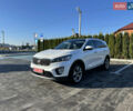 Белый Киа Соренто, объемом двигателя 2.2 л и пробегом 206 тыс. км за 22500 $, фото 2 на Automoto.ua