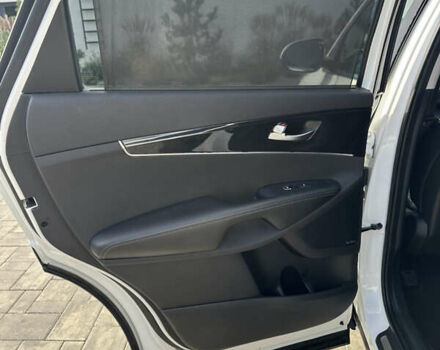 Білий Кіа Соренто, об'ємом двигуна 2.2 л та пробігом 205 тис. км за 22900 $, фото 26 на Automoto.ua