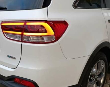 Белый Киа Соренто, объемом двигателя 2.2 л и пробегом 213 тыс. км за 21999 $, фото 22 на Automoto.ua