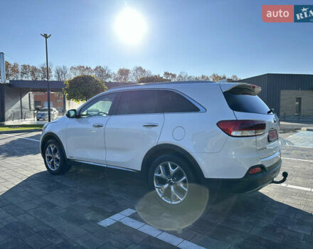 Белый Киа Соренто, объемом двигателя 2.2 л и пробегом 206 тыс. км за 22500 $, фото 4 на Automoto.ua