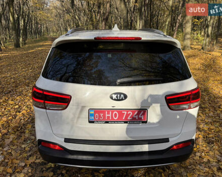 Белый Киа Соренто, объемом двигателя 2.2 л и пробегом 183 тыс. км за 23600 $, фото 9 на Automoto.ua