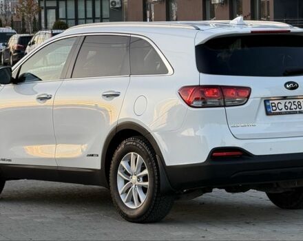 Белый Киа Соренто, объемом двигателя 3.3 л и пробегом 83 тыс. км за 14700 $, фото 13 на Automoto.ua