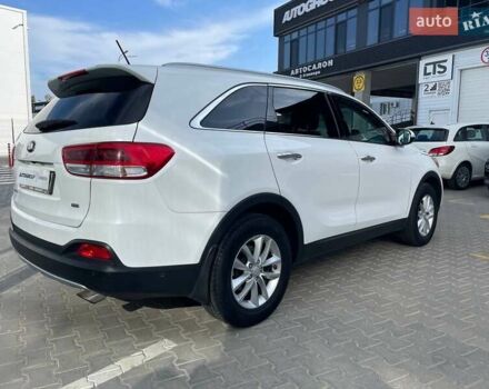 Белый Киа Соренто, объемом двигателя 2.36 л и пробегом 165 тыс. км за 16300 $, фото 3 на Automoto.ua
