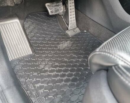 Белый Киа Соренто, объемом двигателя 2.2 л и пробегом 145 тыс. км за 25000 $, фото 27 на Automoto.ua